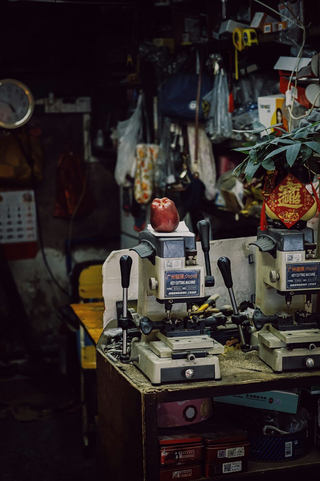 Table with analog cameras and lenses used for a photography workshop